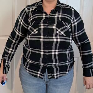 Women's Black and White Plaid Button-Up Shirt